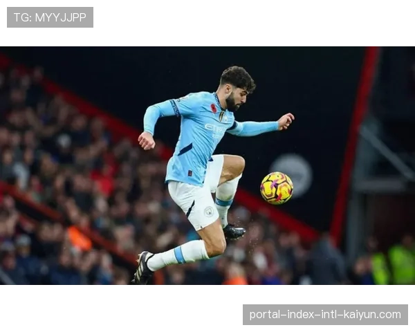 长传战术复苏场均99.6次 塞内西266次长传领跑非门将